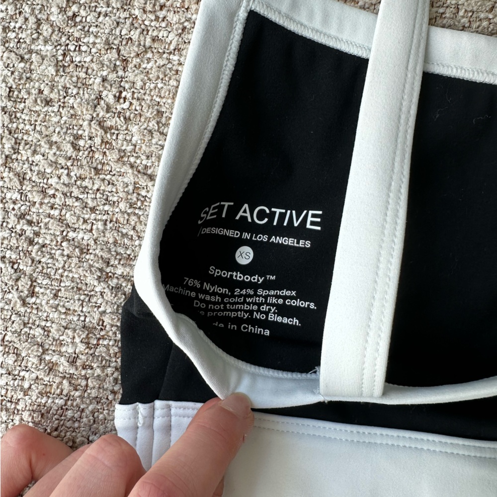 SET Active Workout Set - Picture 3 of 4